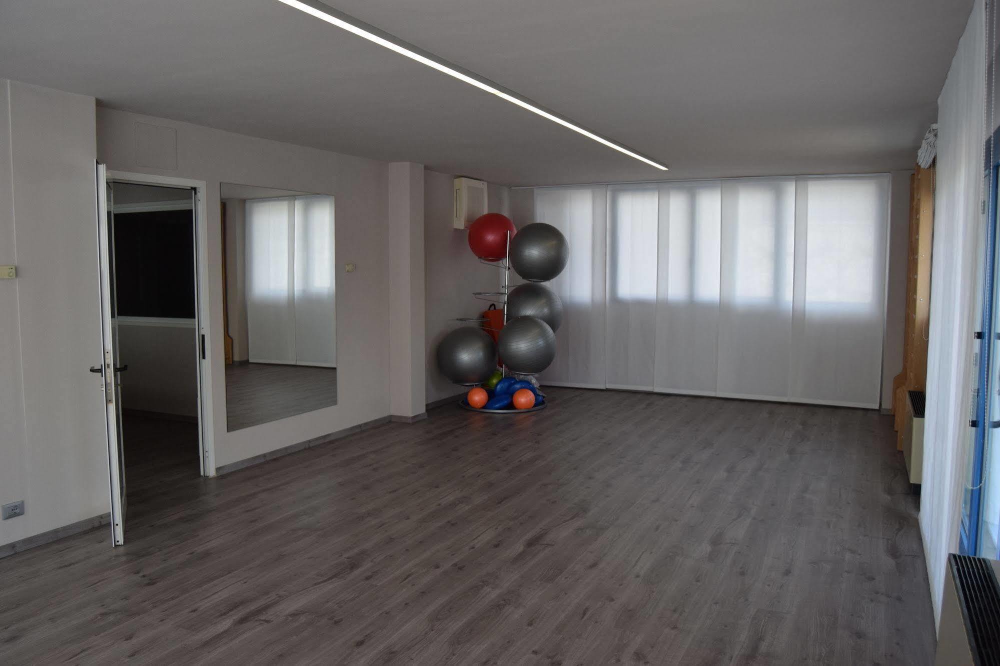 Residenza Le Due Torri Riva del Garda Exterior foto